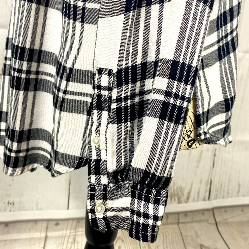 Lucky Brand Long Sleeve Black and White Shirt - Picture 4 of 6